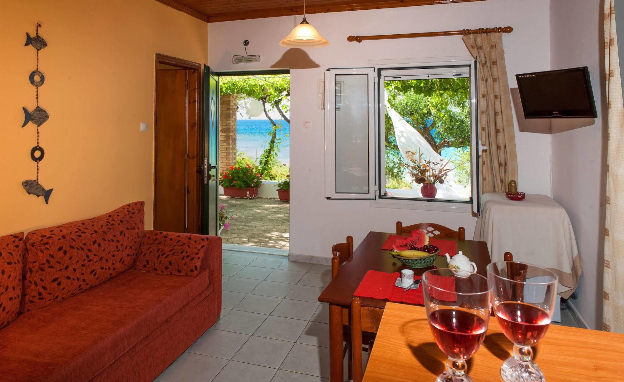Ammos Apartments Alykanas  Extérieur photo
